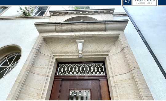 Exklusive Etagenwohnung mit Balkon und Wintergarten in bester Oststadtlage