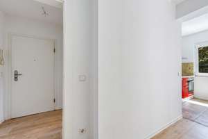+++ Erdgeschoss-Etage mit Süd-Terrasse & Garten - ruhig & zentrumsnah - inklusive Einbauküche +++ – Kolumbusstraße 12, 70439 Stammheim-Süd, Stuttgart – Vorschaubild 15