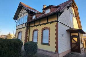 Mehrfamilienhaus mit viel Potenzial – sofort bezugsfrei, ideal für Wohnen & Arbeiten