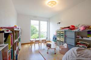 Neuwertiges 5-Zimmer-Reihenhaus mit Einbauküche in Bad Soden am Taunus – Die vollständige Adresse der Immobilie erhältst du vom Anbieter., 65812 Bad Soden am Taunus – Vorschaubild 9