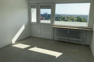 Ganz oben mit neuem Bad! – Karwendelstr. 9, 90471 Langwasser Nordwest, Nürnberg – Vorschaubild 4
