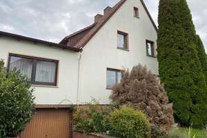 *** Großzügiges Einfamilienhaus mit Einliegeroption, Garage & Carport *** – Über den Gärten 14, 36284 Hohenroda – Vorschaubild 2
