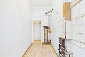 Sehr ruhige und freie 2-Zi.-Wohnung im Herzen von Kreuzberg–historischer Charme trifft urbanes Leben – Die vollständige Adresse der Immobilie erhältst du vom Anbieter., 10961 Kreuzberg, Berlin – Vorschaubild 9