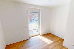 Hell und modern: Große 4-Zimmer-Wohnung mit EBK, 2 BÄDERN und BALKON im Neubauquartier FIELD 4 – 68167 Neckarstadt-Ost/Wohlgelegen, Mannheim – Vorschaubild 9