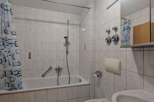 Barrierefreie 2,5 Zimmer-Wohnung mit 114 m² Privatgarten, Wallbox, Aufzug in bester Wohnlage – Die vollständige Adresse der Immobilie erhältst du vom Anbieter., 73430 Stadtmitte, Aalen – Vorschaubild 10
