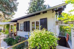 Haus im Bungalow-Stil auf großem Grundstück mit traumhaftem Garten, altem Baumbestand und Pool – Die vollständige Adresse der Immobilie erhältst du vom Anbieter., 55246 Mainz-Kostheim, Wiesbaden – Vorschaubild 7