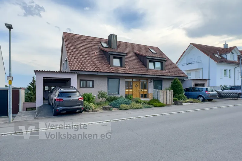 3Rm Dreifamilienhaus – Holzgerlingen – Südausrichtung, Gartenhütte