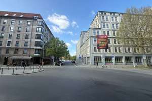 Mit Blick auf die Berliner Skyline - Dachgeschossmaisonette mit zwei Terrassen in Berlin-Mitte – Die vollständige Adresse der Immobilie erhältst du vom Anbieter., 10179 Mitte (Ortsteil), Berlin – Vorschaubild 17