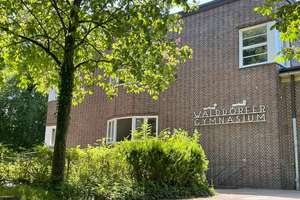 Volksdorf: Familientraum nahe Reitstall, Hockey und Schulen – Die vollständige Adresse der Immobilie erhältst du vom Anbieter., 22359 Volksdorf, Hamburg – Vorschaubild 31