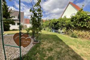 renovierungsbedürftiges Einfamilienhaus mit großzügigem Garten – Die vollständige Adresse der Immobilie erhältst du vom Anbieter., 86199 Inningen, Augsburg – Vorschaubild 2
