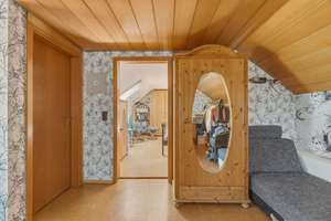 Charmantes 2-Familienhaus mit ausgebautem Dachgeschoss, Garten und Garage in ruhiger Lage – Die vollständige Adresse der Immobilie erhältst du vom Anbieter., 73249 Wernau (Neckar) – Vorschaubild 38