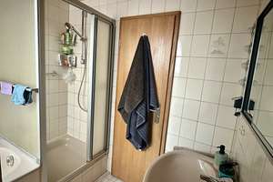 Dachgeschoss / Maisonette-Wohnung, 70qm, zentrale Lage, Essen, Uni, Innenstadt, HBF – Gustav-Hickingstraße 1, 45127 Stadtkern, Essen – Vorschaubild 13