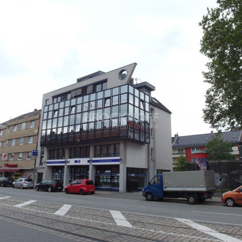 Ehrenfeld | 178 - 378 m² | helle Bürofläche in zentraler Lage | Stellplätze im Innenhof