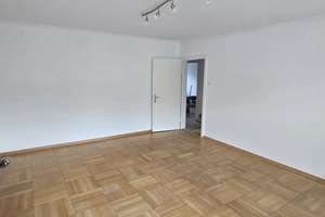 Alltagstaugliche 3-Zimmer-Wohnung in zentraler Lage von Augsburg – Hochfeldstraße 3, 86159 Bahnhofs-, Bismarckviertel, Augsburg – Vorschaubild 3
