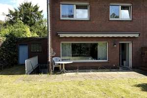 In bester Lage...
Großzügige Doppelhaushälfte mit Garage in Moers-Schwafheim – Die vollständige Adresse der Immobilie erhältst du vom Anbieter., 47447 Schwafheim, Moers – Vorschaubild 3