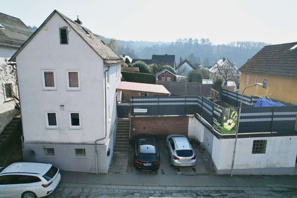 Immobilie in Greifenstein - Umfangreich modernisiertes Einfamilienhaus mit Garten und Garage - provisionsfrei - Bild 4