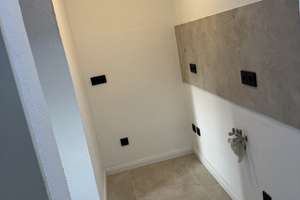 Helle, sanierte 2‑Zimmer‑Wohnung mit Balkon in Top-Lage Pempelfor – Collenbachstraße 17, 40479 Pempelfort, Düsseldorf – Vorschaubild 4