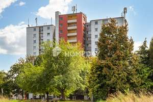 Wohnen im fünften Obergeschoss: Zwei Zimmer, Balkon und viel Potenzial – 33609 Heepen, Bielefeld – Vorschaubild 2