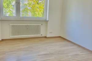 Toprenovierte, großzügig geschnittene, helle 4-Zi.- Whg. mit zwei Balkonen, Provisionsfrei! – Die vollständige Adresse der Immobilie erhältst du vom Anbieter., 80689 St. Ulrich, München – Vorschaubild 13