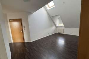 stilvolle 2-Zimmer-DG-Wohnung mit beeindruckender Raumhöhe - zentral in Mz-Kastel, von privat – Admiral-Scheer-Str. 11, 55252 Mainz-Kastel, Wiesbaden – Vorschaubild 5