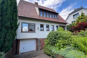 Charmantes Zweifamilienhaus mit Wohlfühlgarantie in BI-Jöllenbeck! – Die vollständige Adresse der Immobilie erhältst du vom Anbieter., 33739 Jöllenbeck, Bielefeld – Vorschaubild 17