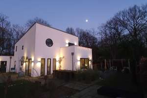 Modernes Einfamilienhaus mit angelegtem Garten und Garage, direkt am Wald. – Alte Zollstraße 24, 47652 Weeze – Vorschaubild 3