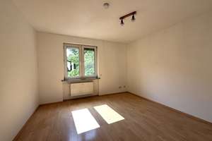 Einziehen und wohlfühlen: Kernsanierte Wohnung mit modernem Wohnkomfort – Die vollständige Adresse der Immobilie erhältst du vom Anbieter., 86156 Kriegshaber, Augsburg – Vorschaubild 6