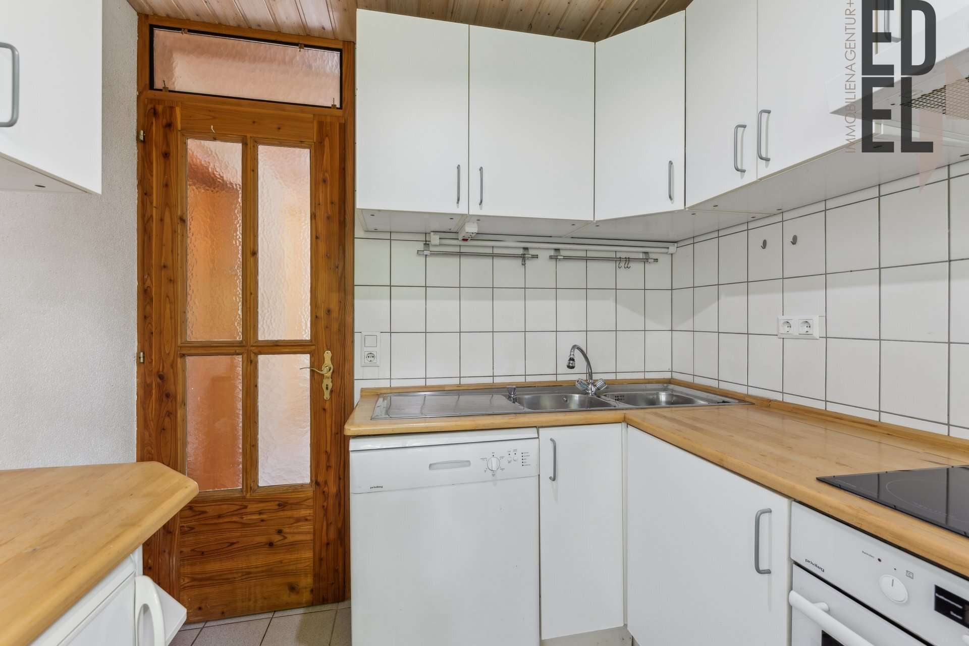 Immobilie in Hohenburg - Wohnen am Waldrand – ein Refugium mit Charakter - Bild 7