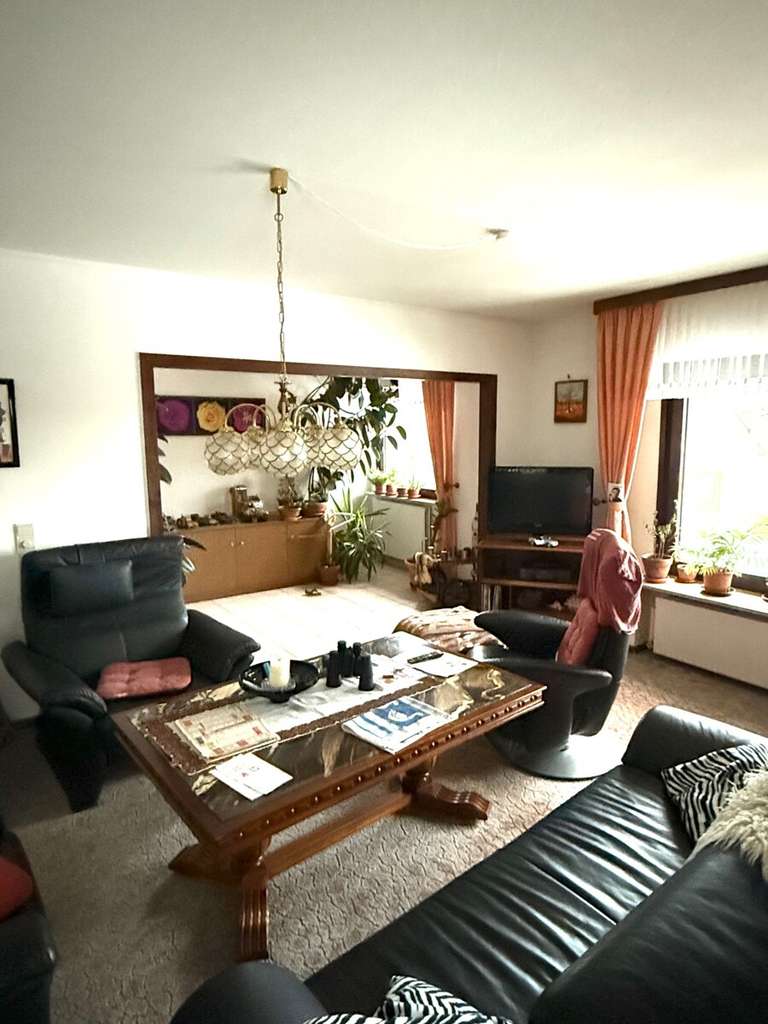 Immobilie in Lamspringe - Charmantes Einfamilienhaus mit Ausbaureserve und weitem Ausblick in Lamspringe - Bild 3