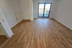 Exklusive Dachterrassenwohnung im Denkmal – 3 Zimmer, Bad mit Wanne & Dusche, Balkon, Stellplatz – Alte Diamant Brauerei 4, 39124 Neue Neustadt, Magdeburg – Vorschaubild 2