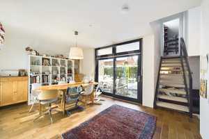 Stilvolles und stadtnahes Wohnen: Architektenhaus mit Einliegerwohnung, Sauna und Dachterrasse – Leer (Kreis) – Vorschaubild 5