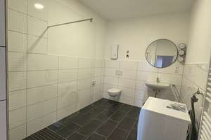 Sanierte 3 Zimmer  Erdgeschosswohnung- zentrale Lage in Krefeld* kurzfristig verfügbar* – Breite Str. 35/Wiedenhofstr. 12, 47798 Stadtmitte, Krefeld – Vorschaubild 7