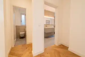Über den Dächern Stuttgarts: Stilvolle 4-Zimmer-Wohnung in Toplage! – Stuttgart – Vorschaubild 10