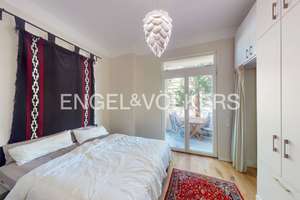Moderne Wohnung in exklusiver Altbauvilla mit zwei separaten Wohneinheiten und idyllischem Garten... – Die vollständige Adresse der Immobilie erhältst du vom Anbieter., 65189 Südost, Wiesbaden – Vorschaubild 8