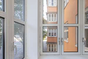 Unsanierte helle 3-Zi-Altbauwohnung mit Wintergarten in Schöneberg mit viel Potenzial – Rubensstrasse 7, 12159 Schöneberg, Berlin – Vorschaubild 20