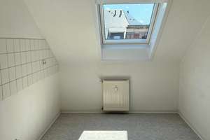 Großzügige 3-Zimmer-Wohnung mit Ausblick in zentraler Lage zu vermieten – Zieschestr. 25, 9111 Zentrum, Chemnitz – Vorschaubild 11