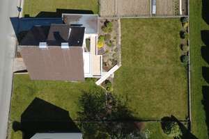 Einfamilienhaus mit zwei Garagen in Marienmünster-Vörden – Die vollständige Adresse der Immobilie erhältst du vom Anbieter., 37696 Marienmünster – Vorschaubild 4