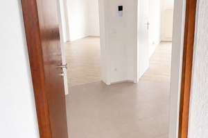 Stadtnah und ruhig: Gut geschnittene 2-Zi.-Wohnung mit Balkon & Tiefgarage - fußläufig zum Bahnhof – Alzentalstraße 2, 71083 Herrenberg – Vorschaubild 7