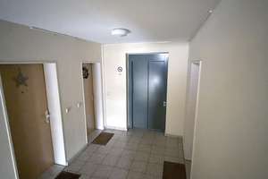 Frisch renoviertes Wohnglück: Großzügige 3-Zimmer-DG-Wohnung mit Lift & Balkon – Lemsdorfer Weg 16, 39112 Sudenburg, Magdeburg – Vorschaubild 14