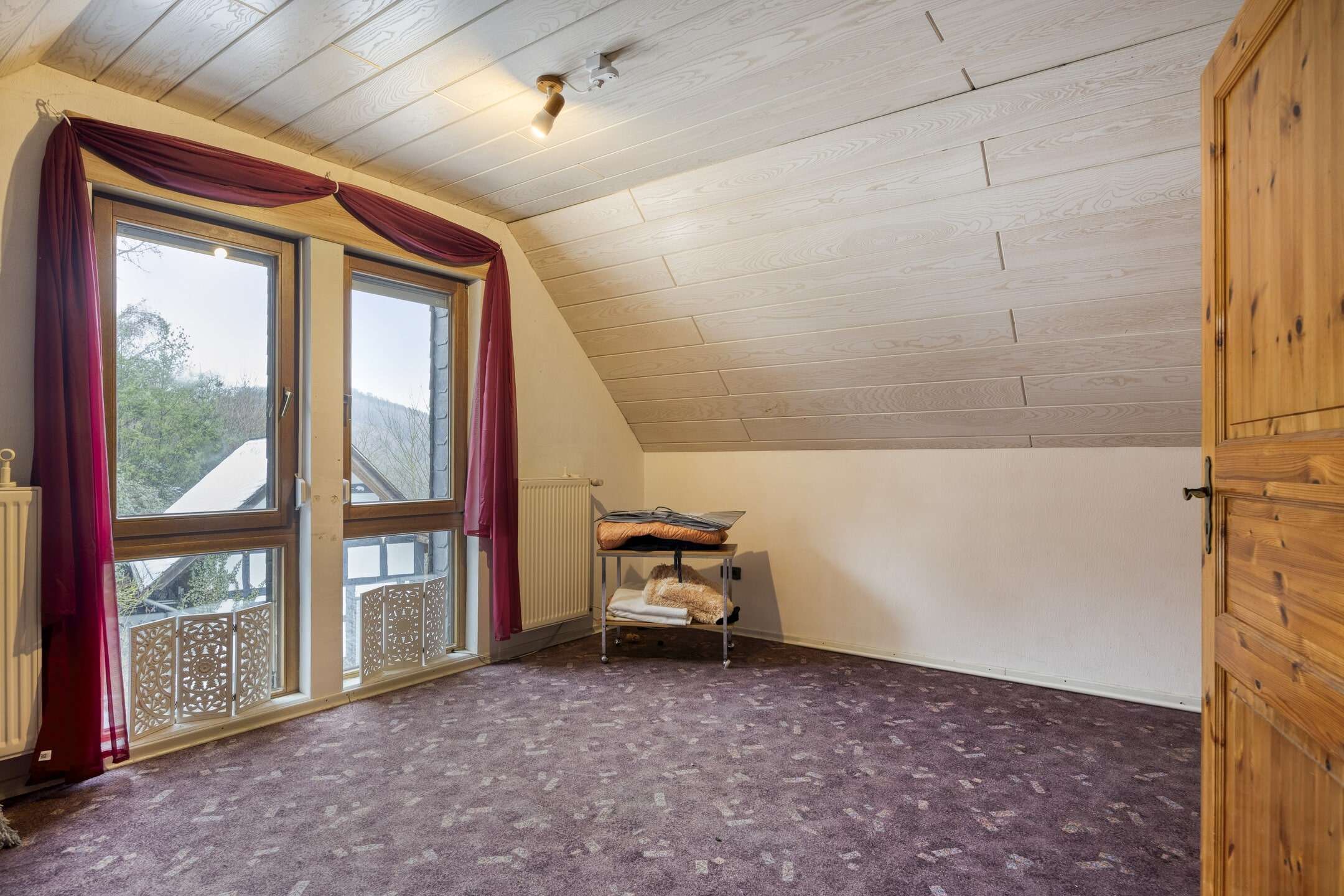 Immobilie in Kirchen (Sieg) - Seltenes Schmuckstück * Wohnen mit Geschichte und Komfort am Fuße der Freusburg * mit großer Scheune - Bild 11