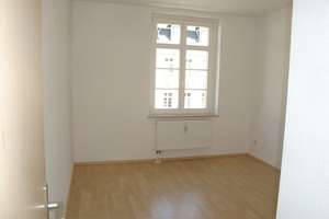 EBK zum Abkauf - Überdachter Süd-West-Balkon mit Blick ins Grüne – Helmholtzstraße 39, 9131 Hilbersdorf, Chemnitz – Vorschaubild 2