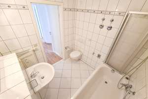 Lichtdurchflutete 3-Raum-Wohnung mit Balkon in liebevoll saniertem Gründerzeithaus im Herzen von Che – Henriettenstraße  73, 9112 Kaßberg, Chemnitz – Vorschaubild 5