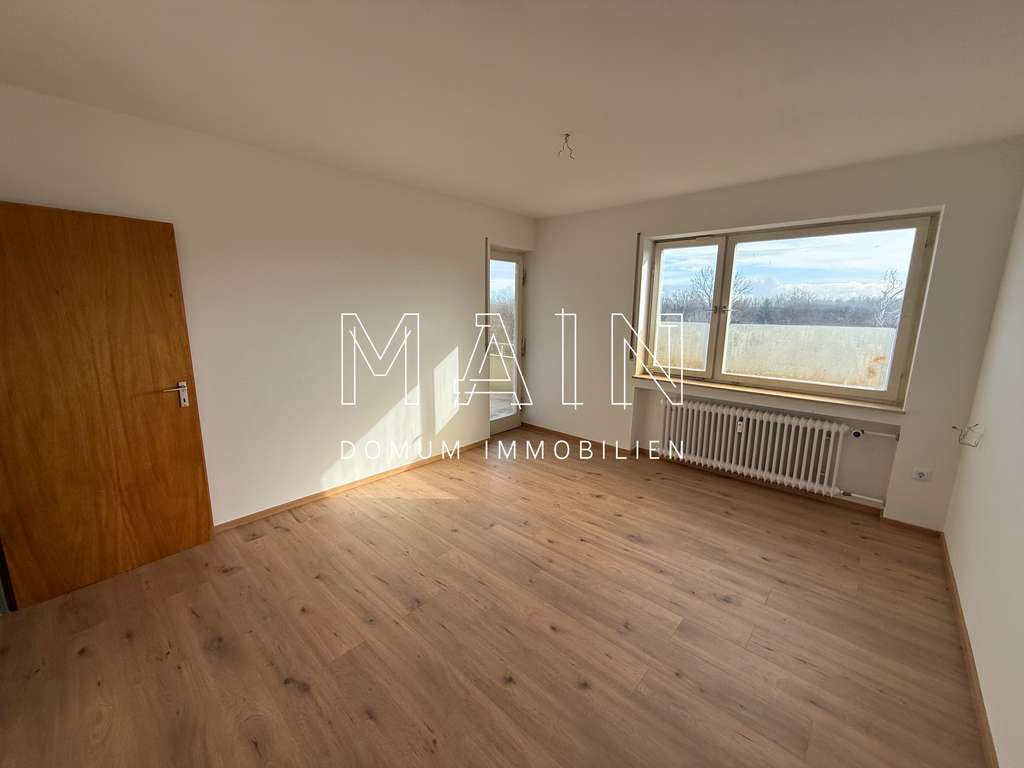 Immobilie in Elchingen - Sonnige 2-Zimmer-Wohnung über den Dächern von Elchingen, renoviert und bezugsfrei!  - Bild 3