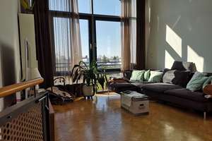 Lichtdurchflutete 4-Zimmer-Maisonette mit großer Dachterrasse