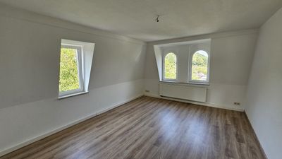 Lichtdurchflutetes Wohnambiente in neuwertiger 3-Zimmer-Wohnung
