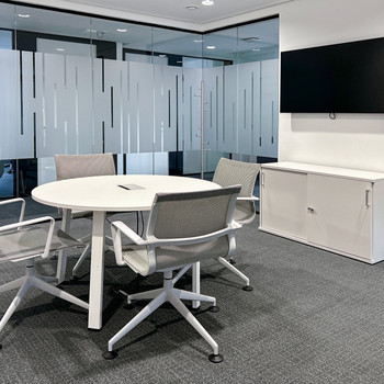 Privater Büroraum für 4 Person in HQ Bornheimer Straße