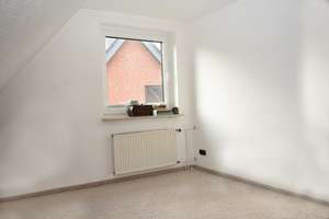 Hier lässt es sich gut leben - Einfamilienhaus in Russee – Die vollständige Adresse der Immobilie erhältst du vom Anbieter., 24111 Russee, Kiel – Vorschaubild 9
