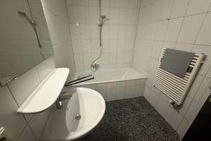 Helle 2-Zimmer-Wohnung mit Balkon im 2. OG in Stuttgart-Untertürkheim zu vermieten – Klabundeweg 12, 70327 Untertürkheim (Ortsteil), Stuttgart – Vorschaubild 7