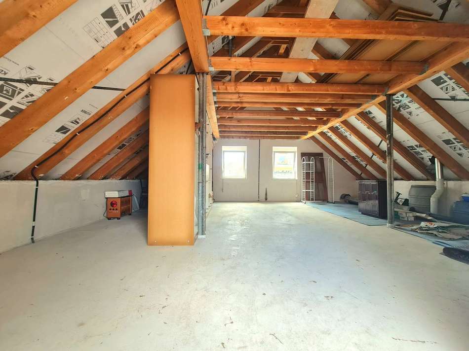 Vorderhaus, Dachwohnung