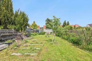 Liebevoll sanierte Doppelhaushälfte mit Einliegeroption und großem Garten – Die vollständige Adresse der Immobilie erhältst du vom Anbieter., 12524 Altglienicke, Berlin – Vorschaubild 3